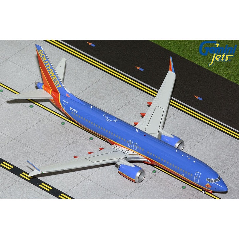 1/200 Southwest Airlines B737 MAX 8 “Canyon Blue Retro”