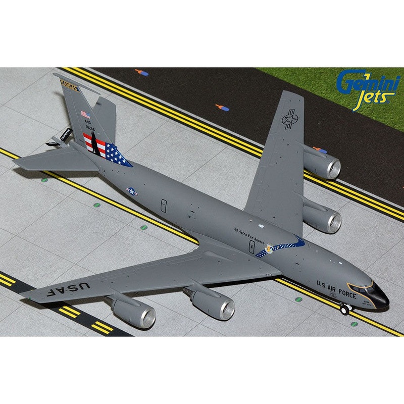 1/200 U.S. Air Force Boeing KC-135R Stratotanker (Kansas ANG)