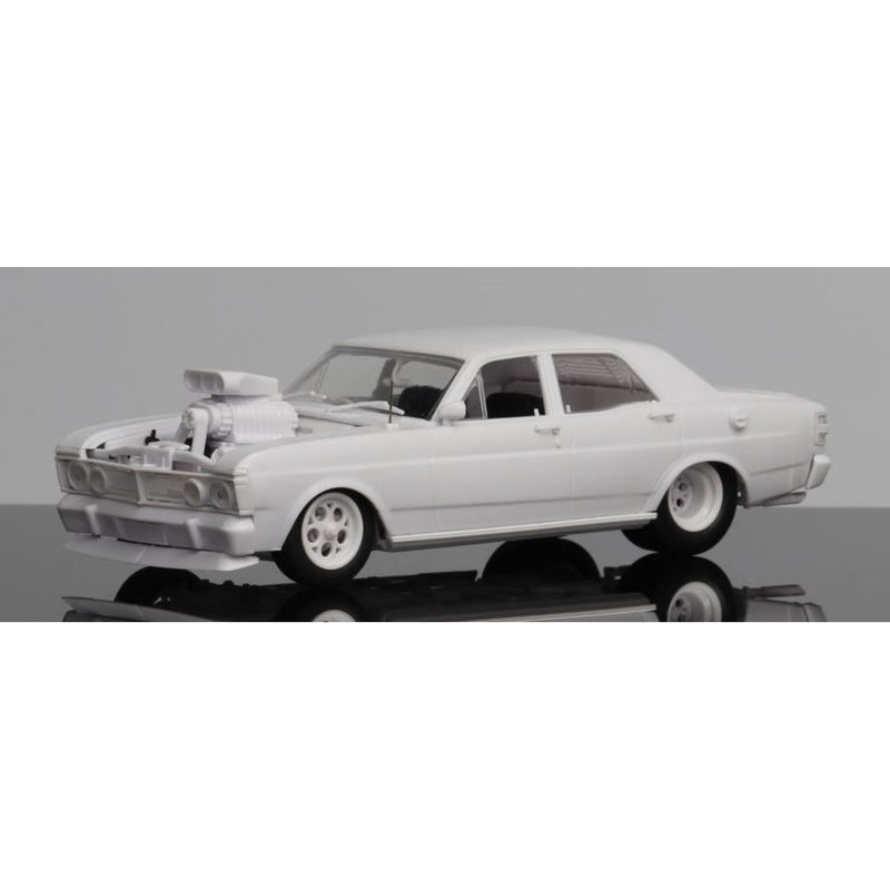 1/24 Plastic Kit Custom Slammed XY GTHO Ford