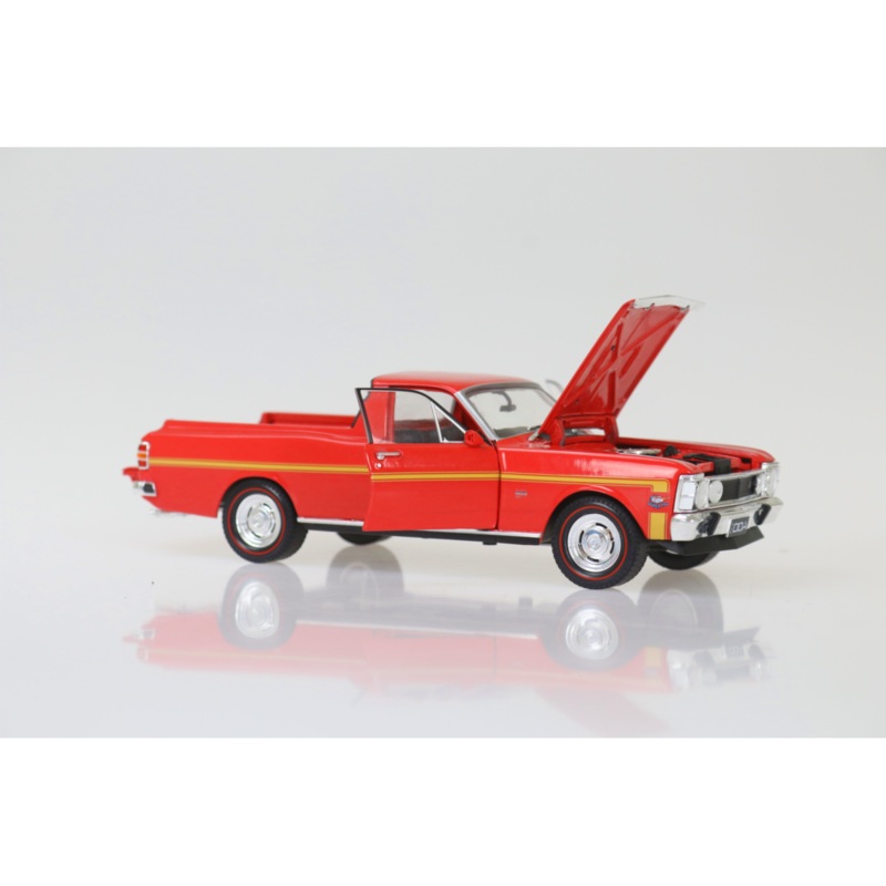1/24 Red HQ Holden Kingswood 4