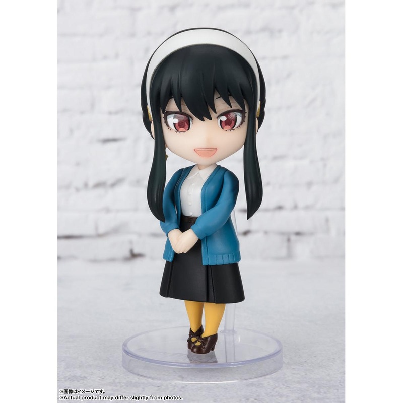 Figuarts Mini Yor Forger Odekeke Outfit