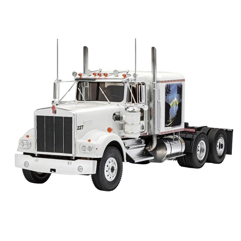 1/25 Kenworth W-900 Truck