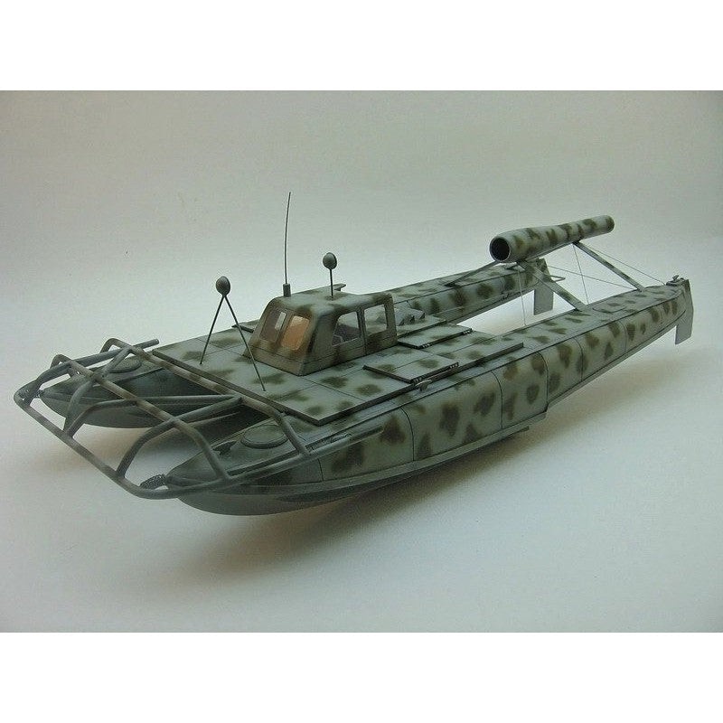 1/35 German Sprengboot “Tornado”