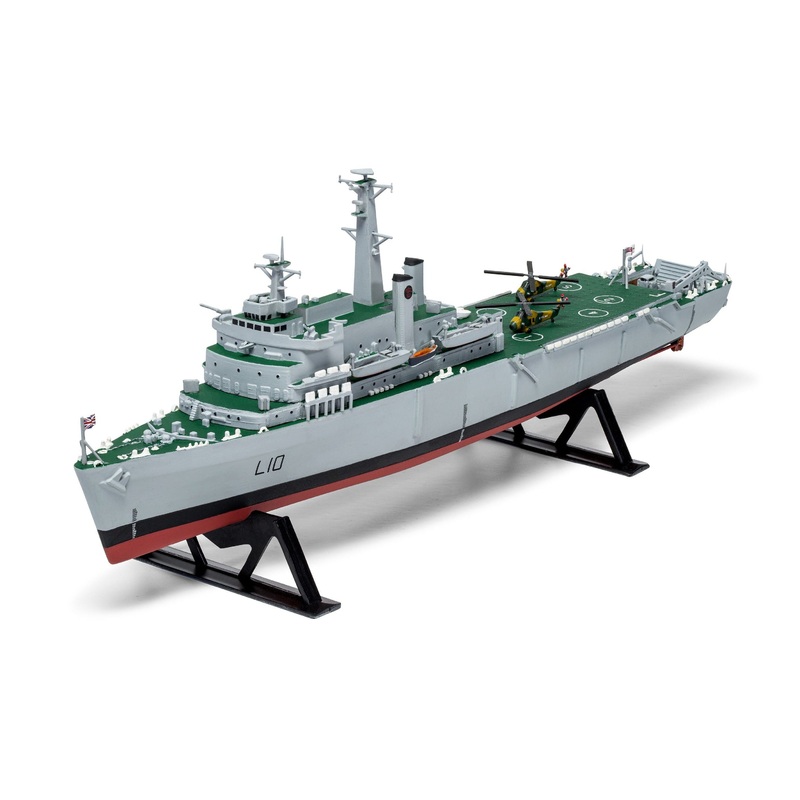 1/600 HMS Fearless