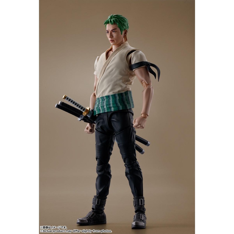 S.H.Figuarts Roronoa Zoro (A Netflix Series: One Piece)
